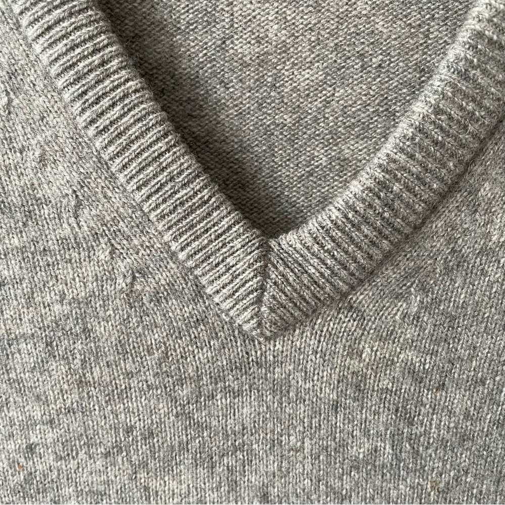 St. Michaels by Marks & Spencer Vintage Mens Cashmere Sweater Sz. 42 - Picture 2 of 6